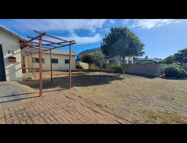 2 BEDROOM HOUSE FOR SALE IN STILBAAI-WES